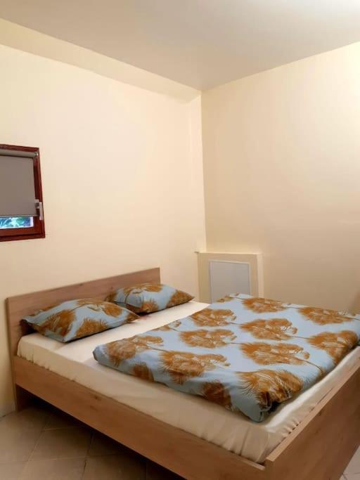 شقة Cozy Place Close To Paris فيتري سور سين المظهر الخارجي الصورة